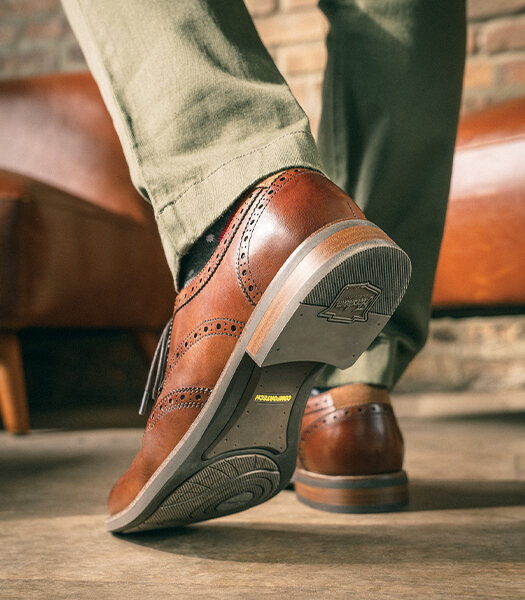 SIZING SHOES AT HOME IS EASY WITH OUR HELPFUL TIPS