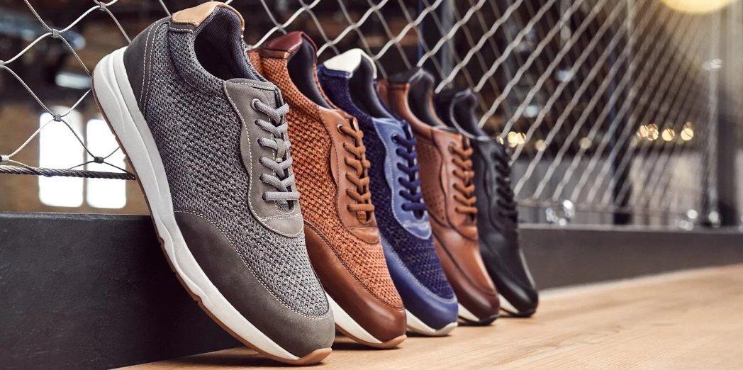 MEN’S TRAVEL TIPS, THE RIGHT SHOES FOR THE ROAD