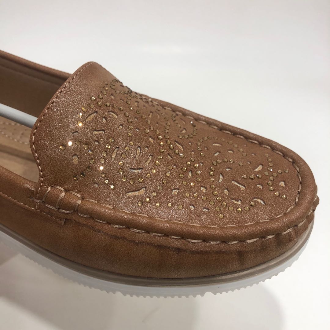 Summer Women Casual Shoes Fashion Breathable Slip-on Ladies And Girls Flat Shoes