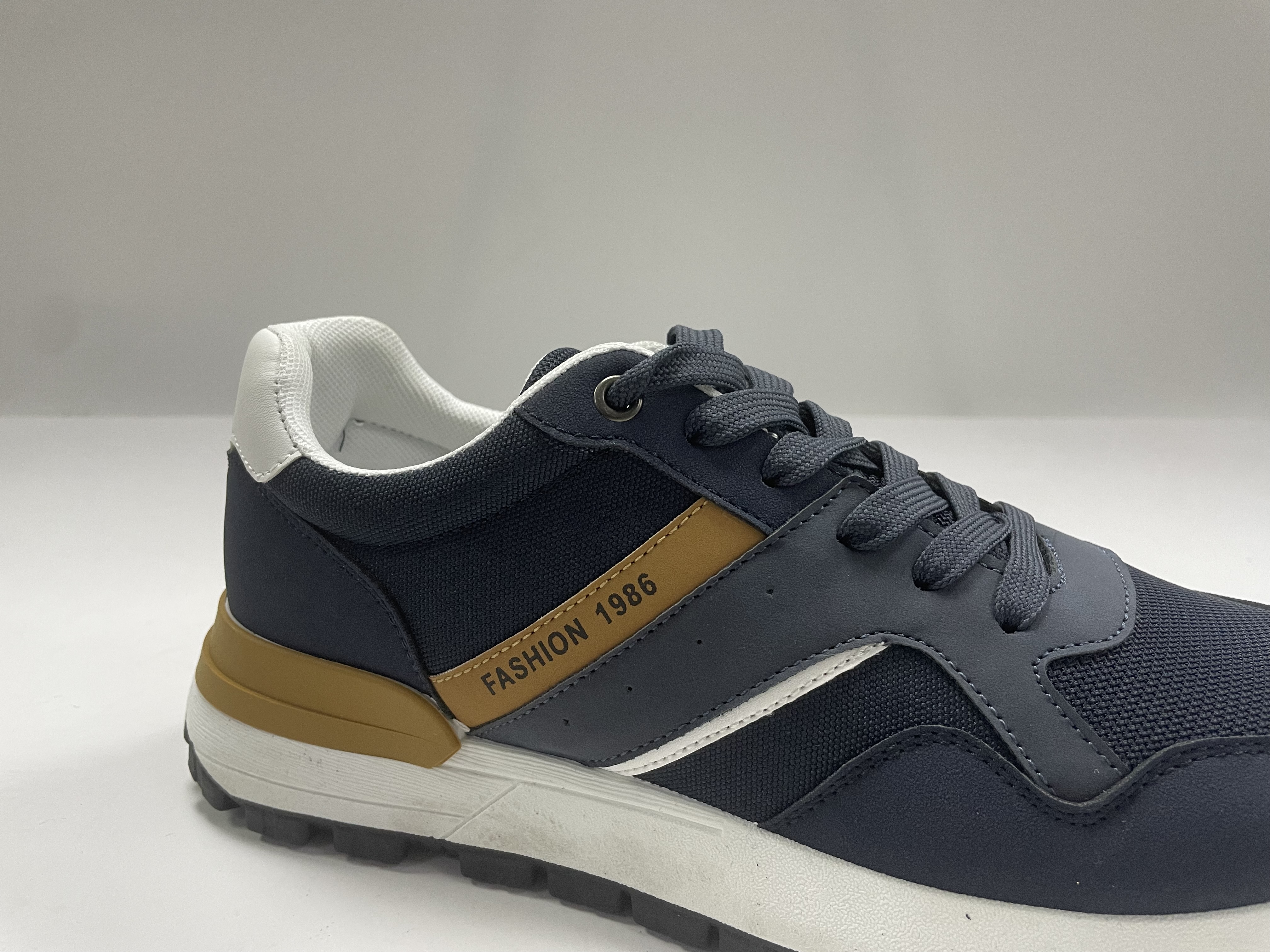 walking driving light low soft cheap mesh pvc printing cheap man causal shoes