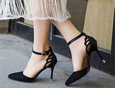 How Should Shoes and Bags Match up Correctly?
