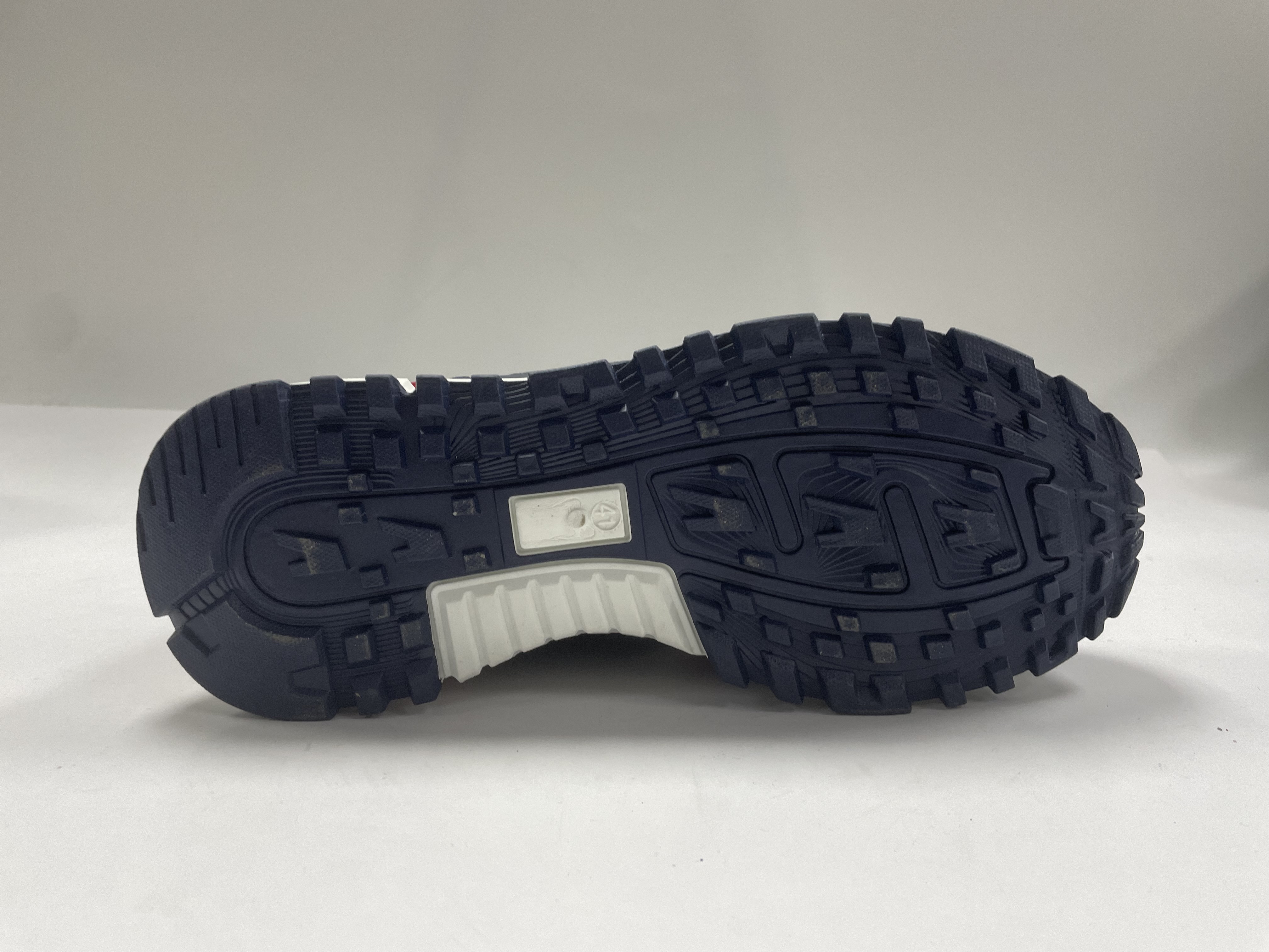 Hot Wholesale Factory Prices Low Cut Modern Mesh Causal Running Shoes Men Walking Style Shoes
