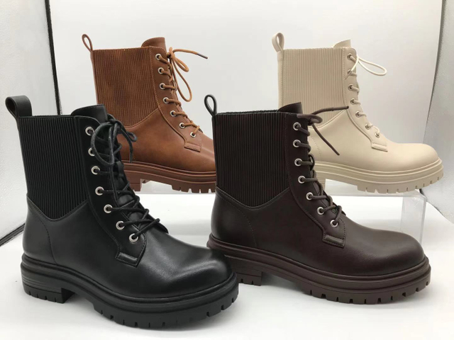 Hot Selling New Design Winter Black Casual Leather Shoes for Women
