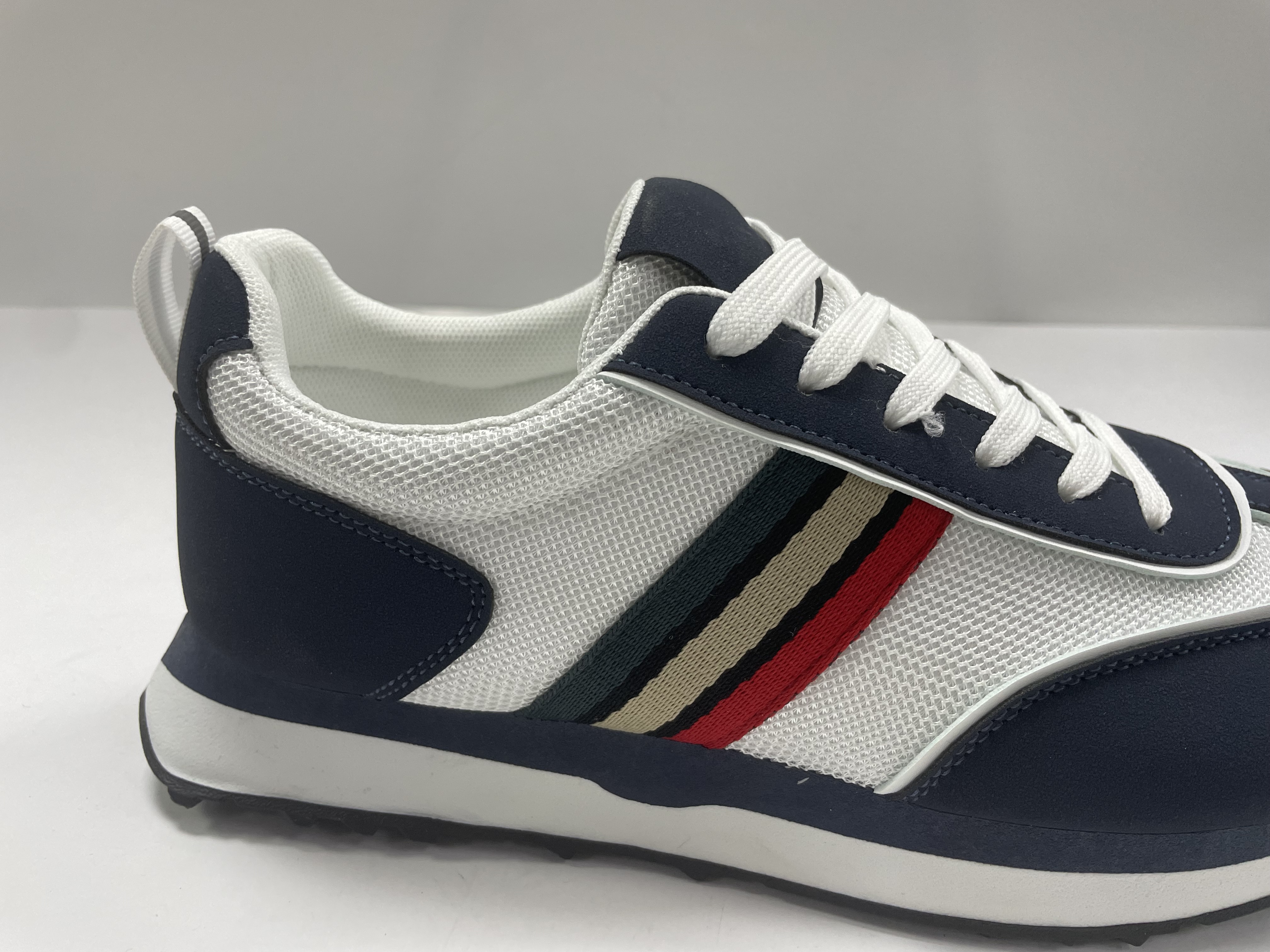 Sport Classic fashion lightweight fashion convenience men's casual shoes breathable sneakers