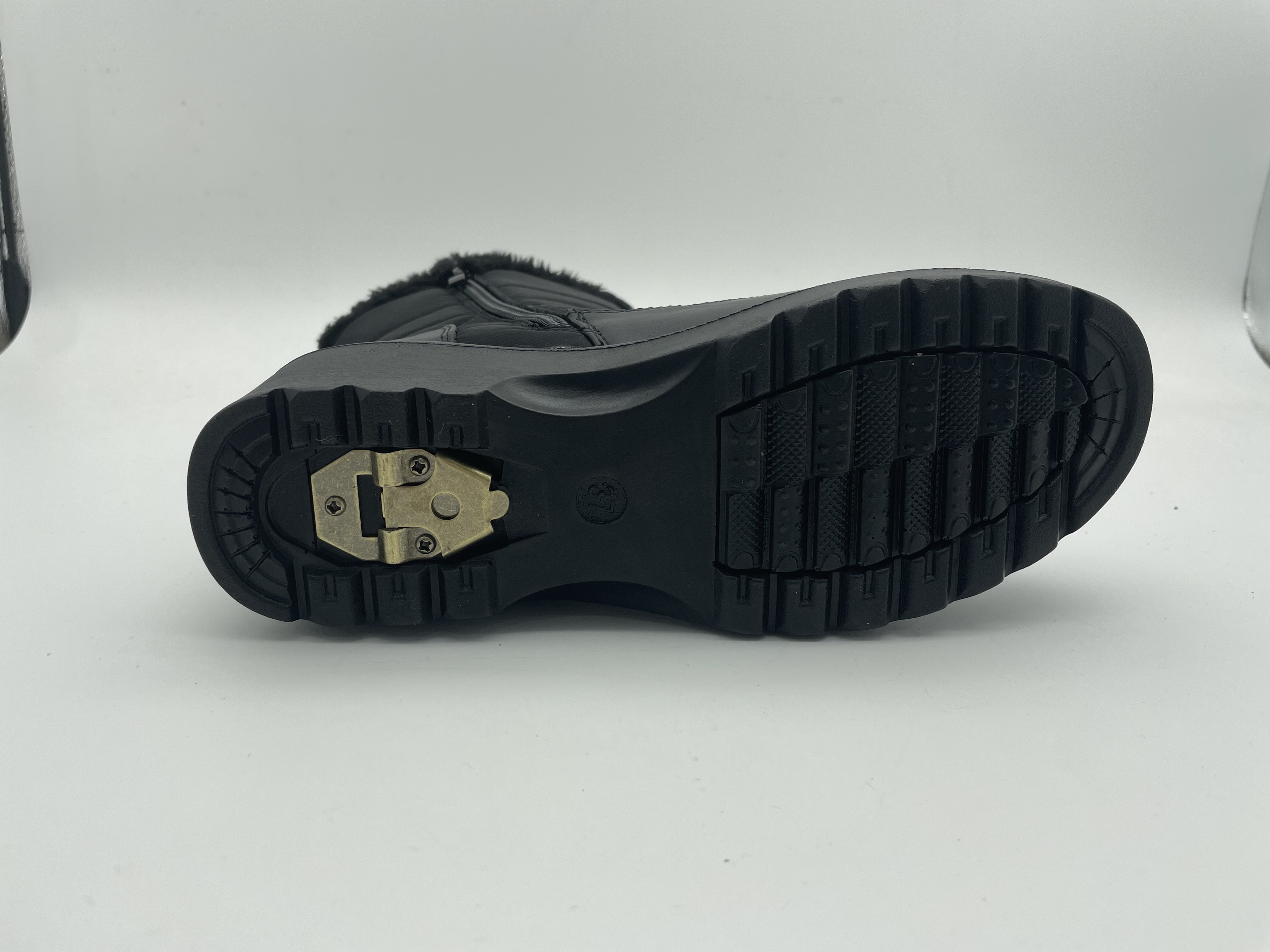Women Black Suede Ankle Boots Outsole with Antiskid Device Metal Tool Winter Snow Boots