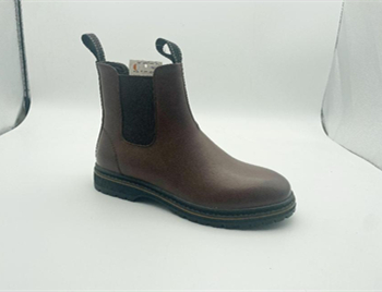 How to Wear Men’s Chelsea Boots