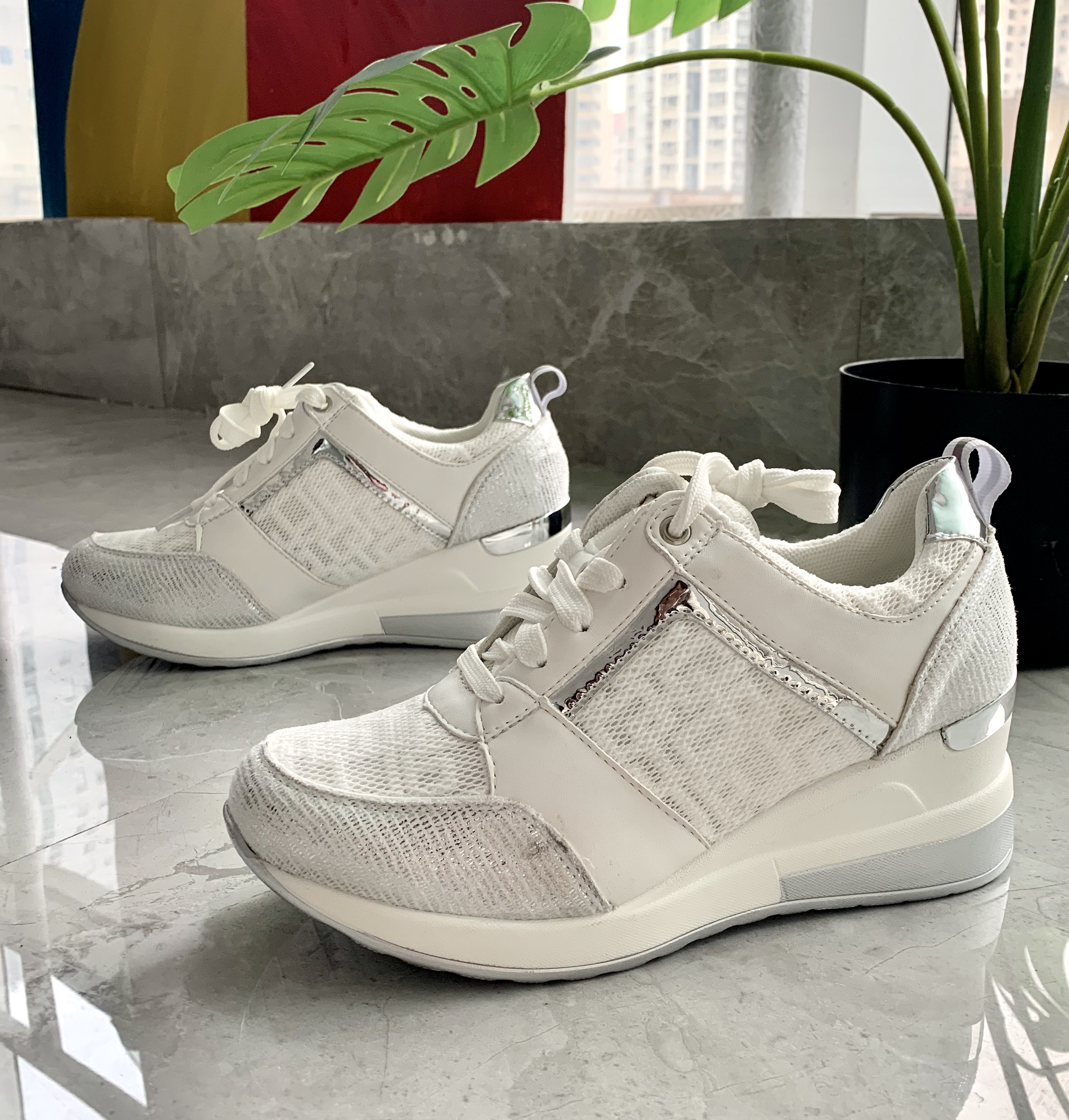 Proper Price Top Quality Casual Lightweight Walking Shoes Woman
