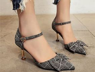 What Is the New Trend in Footwear Market?