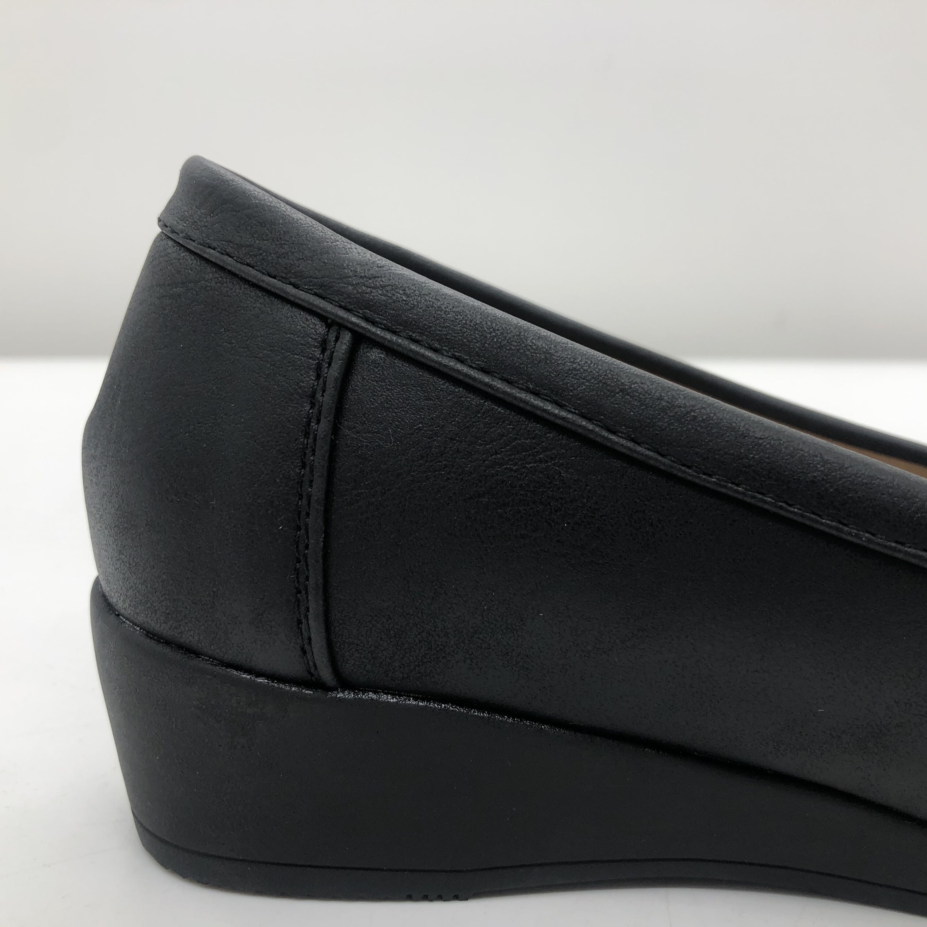 2021 Women's Slip on Shoes Women Flat Shoes Ladies Flat Casual Shoes