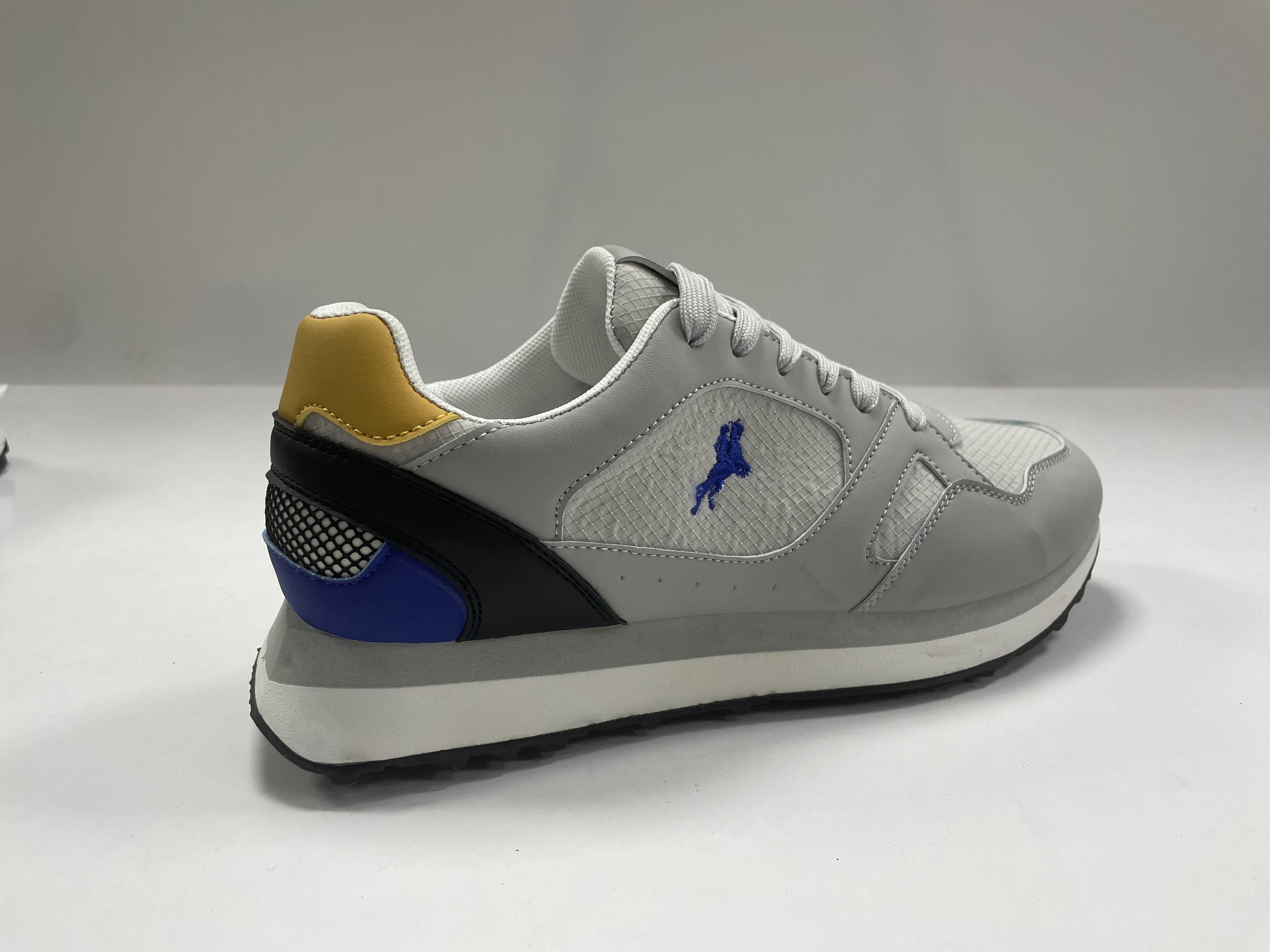 New Walking Style Mens Casual Shoes Custom Fashion Blank Mens Skateboarding Shoes Zapatillas