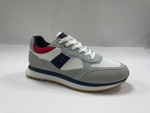 Hot Selling Low Price PU Trendy Men Casual Shoes Manufacturer Custom Logo Fashion Skateboard Shoes for Men