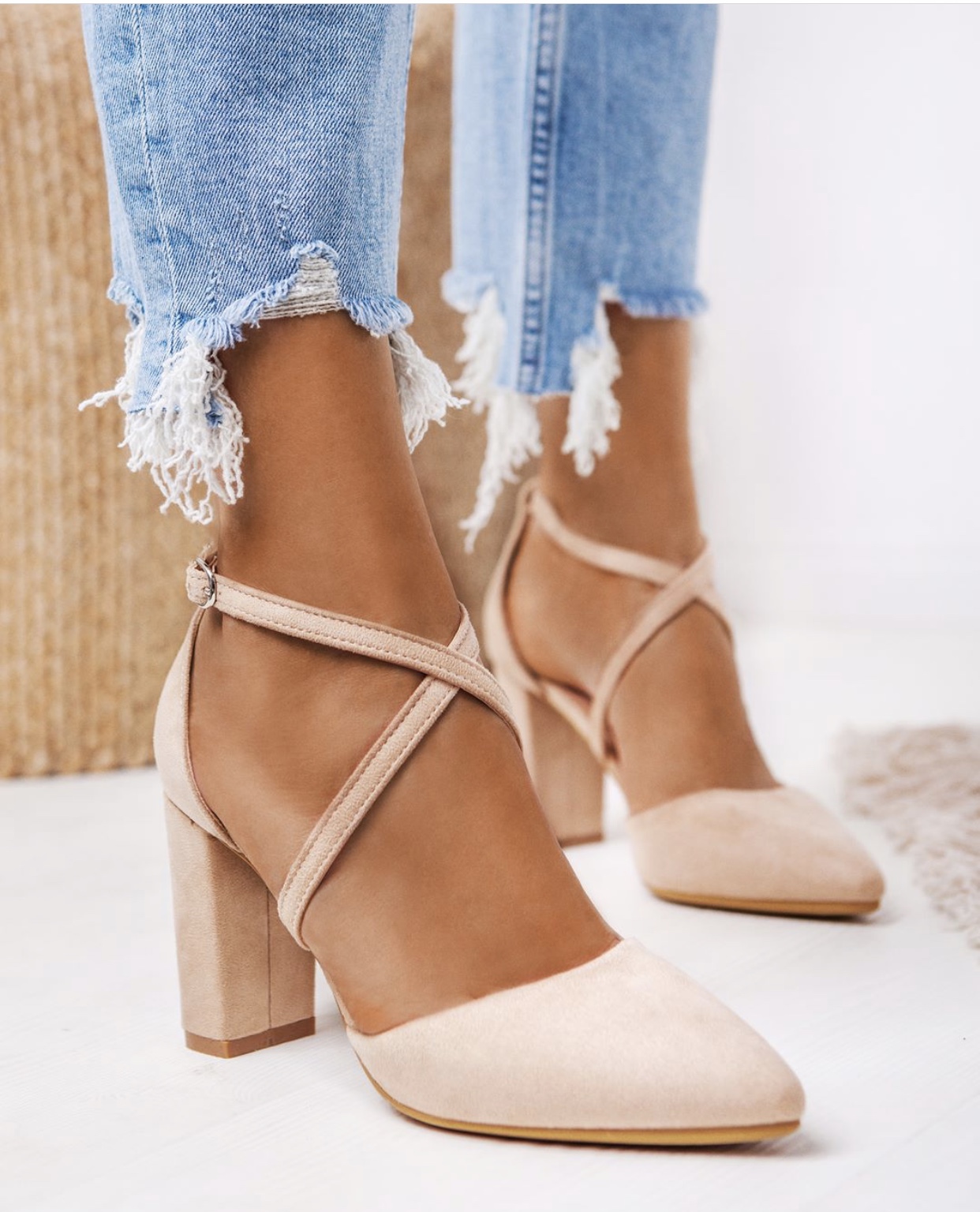 Summer Women Gladiator Buckle Strap Heel Fashion Chunky Ladies Sandals Ankle Strap Footwear Pumps Dress Shoes