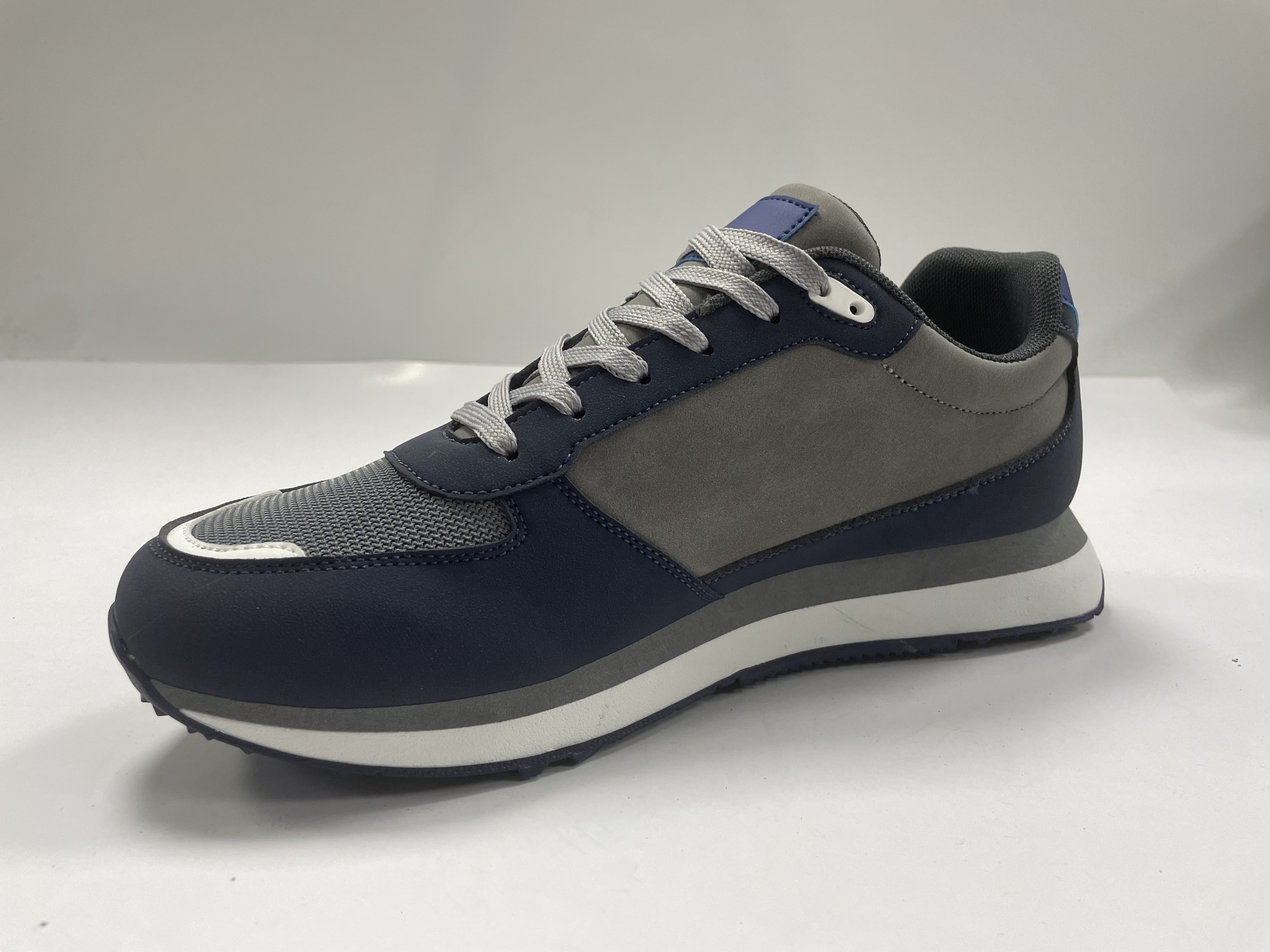 New Arrival Fashion Man Shoes Customized Causal Shoe Men Sneakers Casual Running Shoe