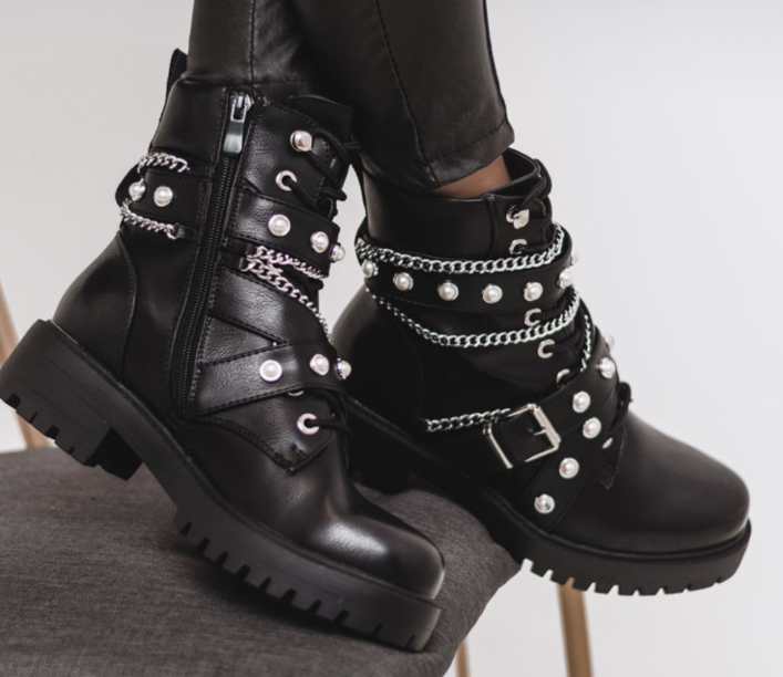 New Arrival Women Pearl Ornaments And Strap Buckle Women Lady Ankle Winter Motorcycle Boots