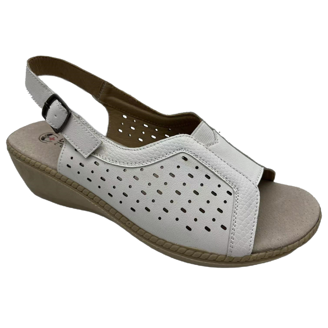 Factory Direct Cheap Price Strappy Sandals Flat Comfort Cute Sandals Clear Pvc Ladies Sandals Slippers