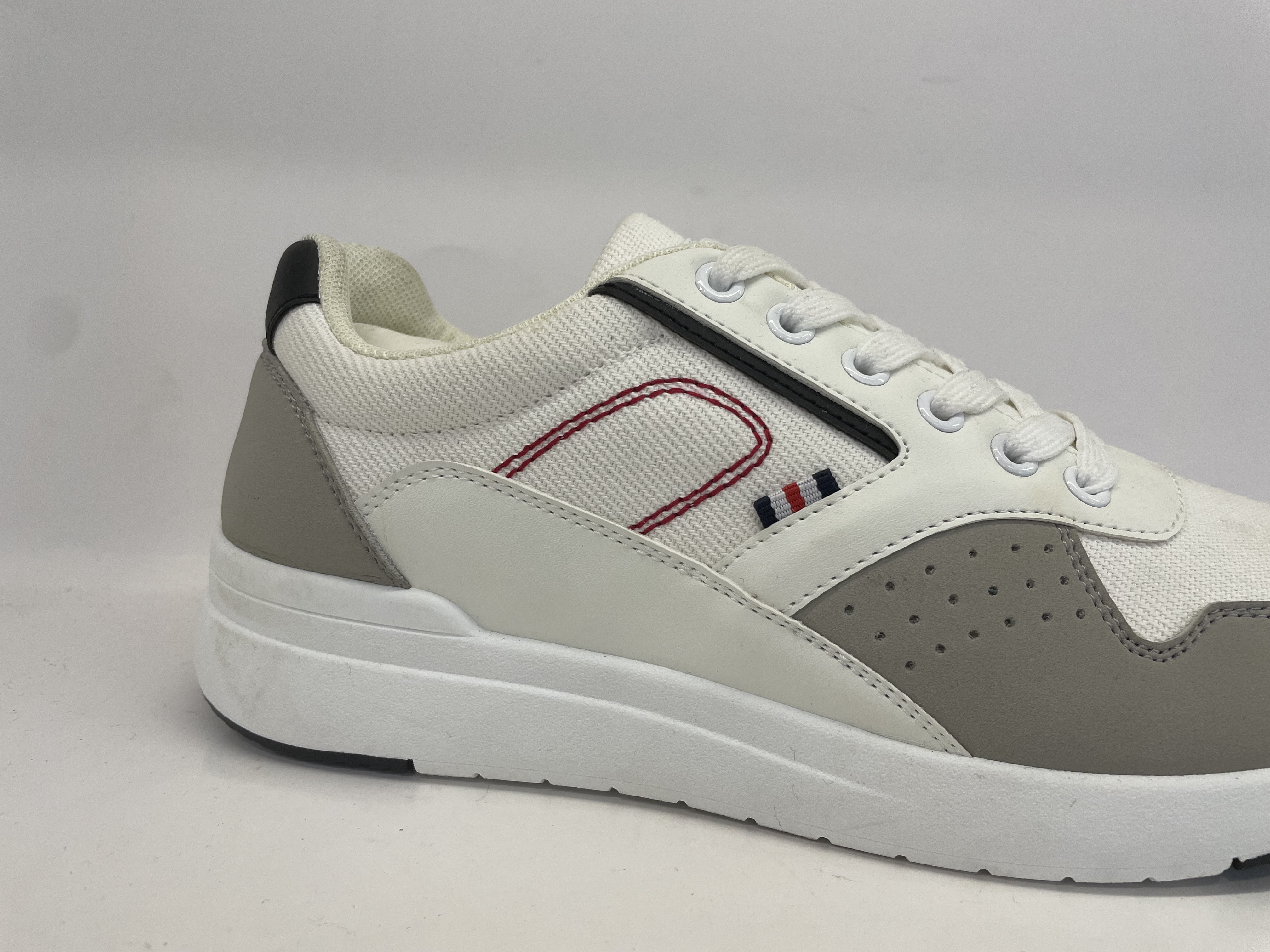 New Men Casual Shoes Lace up Men Shoes Lightweight Comfortable Breathable Walking Sneakers