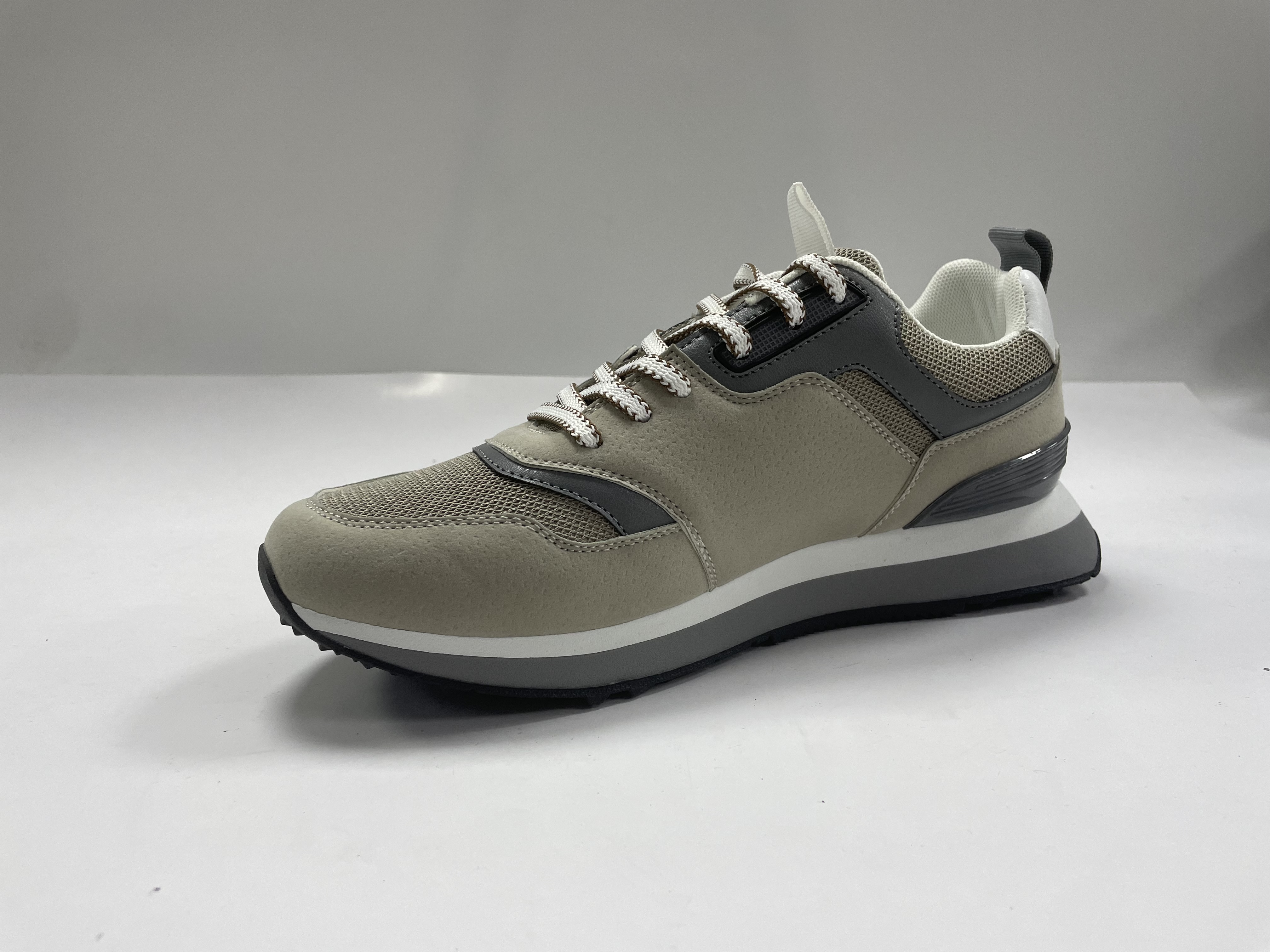 Sneaker Manufacturer Latest Sport Breathable Leather Made White Flat Sneakers Black Casual Shoes Men