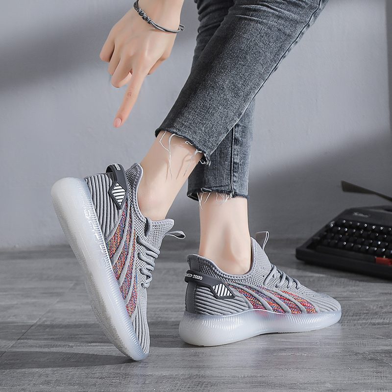 Factory Direct Sales of High Quality Fashion Women Sport Shoes Running