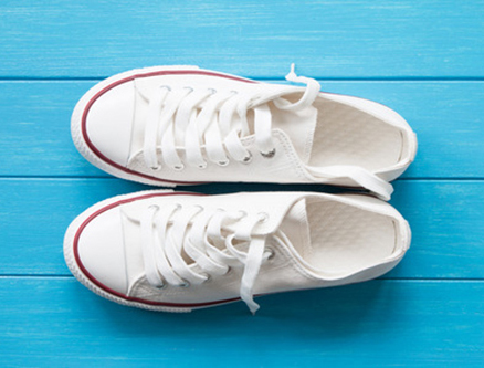 What’s the most suitable situation for canvas shoes?