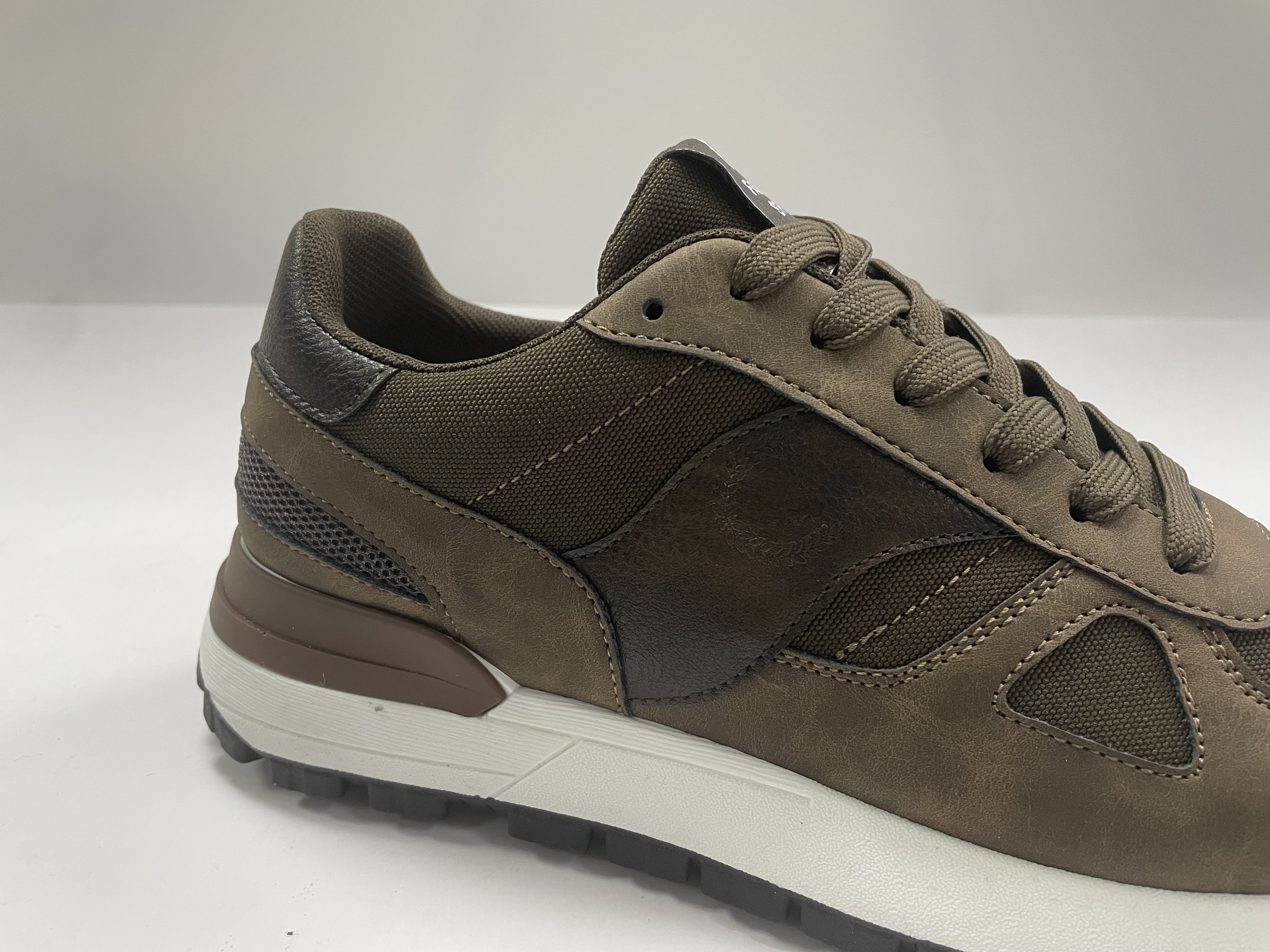 Hot Sale High Quality Classic Fashion Sneakers Men's And Women's Low Top Trendy Shoes Causal